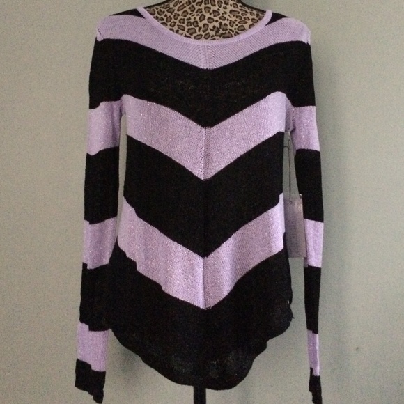 Jennifer Lopez Sweaters - JLo Chevron Knit Sweater Sweater Small New